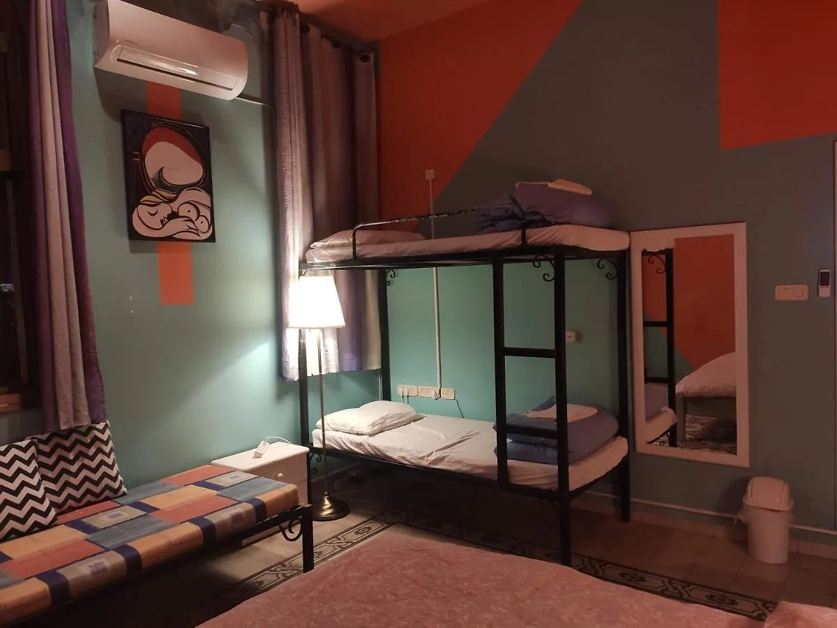 Hostel Nest House Haifa 0*,  Izrael