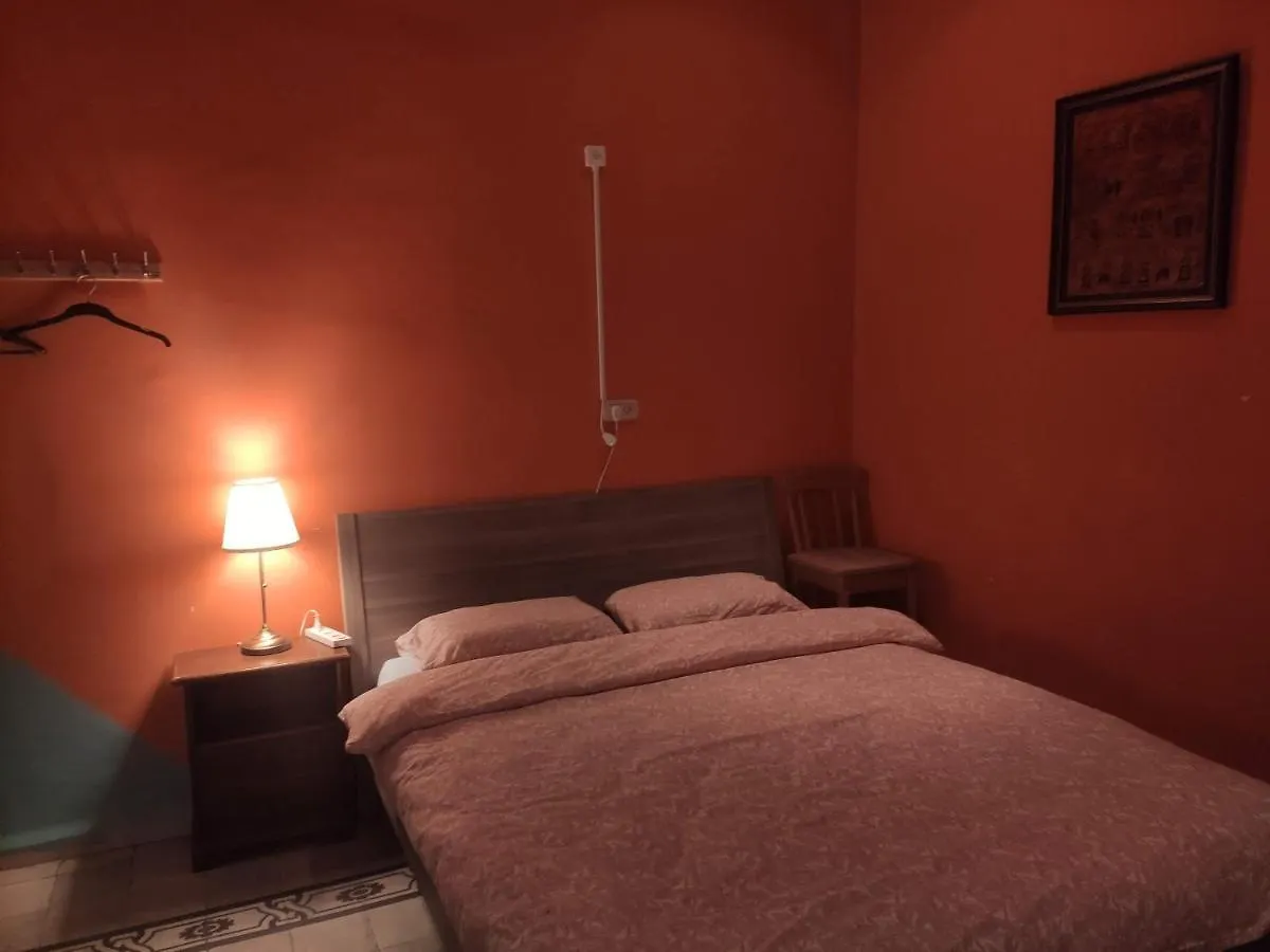 Hostel Nest House Χάιφα